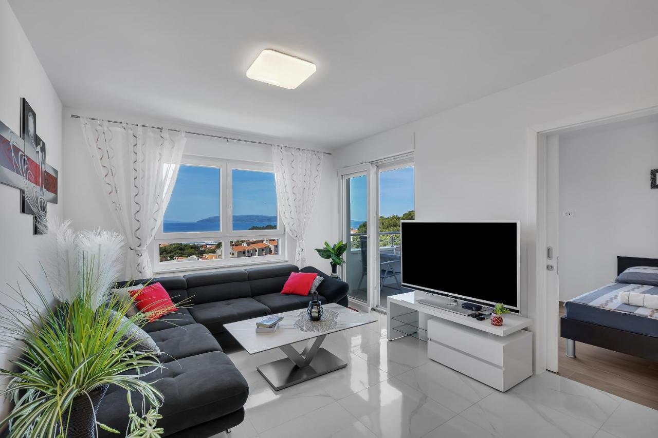 Apartment Navis, Sea View Макарска Экстерьер фото
