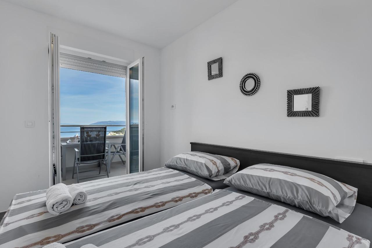 Apartment Navis, Sea View Макарска Экстерьер фото